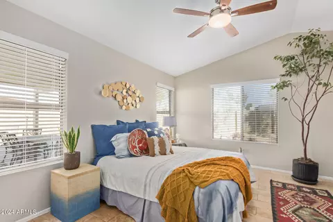 4714 E Goldfinch Gate Ln, Phoenix, AZ 85044 photo 12