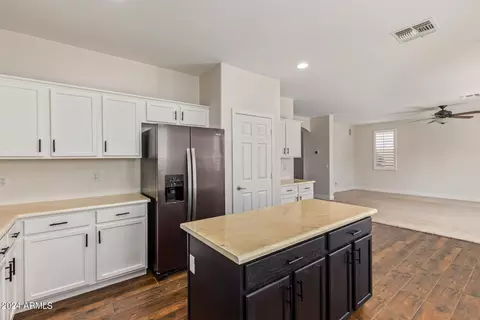 Kitchen - 4827 E Thunderbird Dr, Chandler, AZ 85249 photo 3 of 3