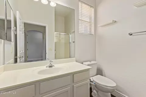 Bath - 4827 E Thunderbird Dr, Chandler, AZ 85249 photo 3 of 4
