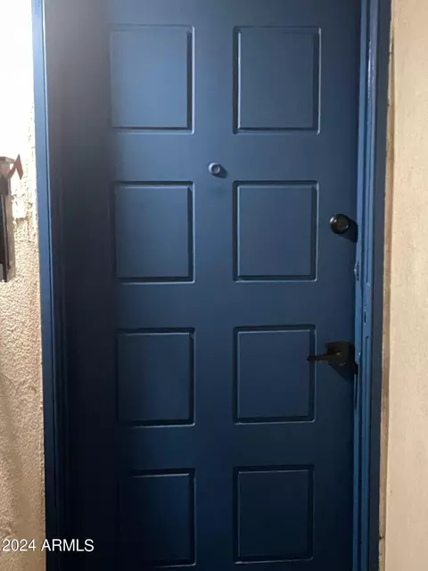 1141 E Kaler Dr, Phoenix, AZ 85020