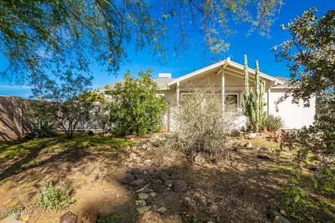 3508 E Gelding Dr, Phoenix, AZ 85032 photo 8