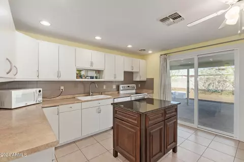 3508 E Gelding Dr, Phoenix, AZ 85032 photo 13