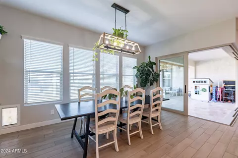 Dining - 5414 S 106th Pl, Mesa, AZ 85212 photo 3 of 4