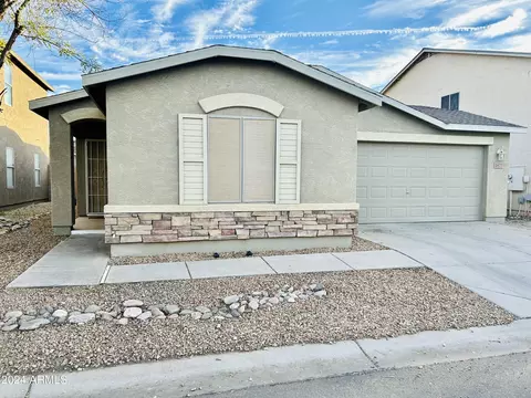 2477 E Meadow Lark Way, San Tan Valley, AZ 85140