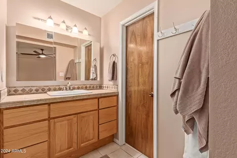2072 E Riviera Dr, Tempe, AZ 85282 photo 25