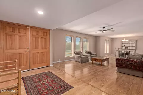 2072 E Riviera Dr, Tempe, AZ 85282 photo 7