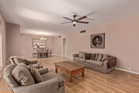 2072 E Riviera Dr, Tempe, AZ 85282 photo 13