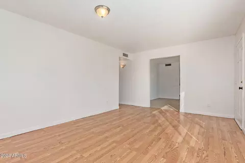 8832 W Devonshire Ave, Phoenix, AZ 85037 photo 4