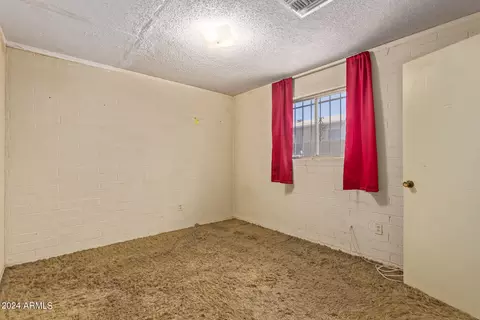 Other - 2534 E Mobile Ln, Phoenix, AZ 85040 photo 5 of 10