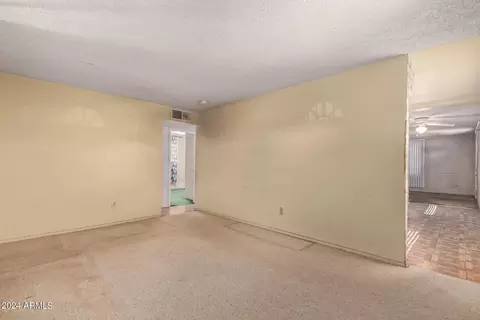 Other - 2534 E Mobile Ln, Phoenix, AZ 85040 photo 3 of 10