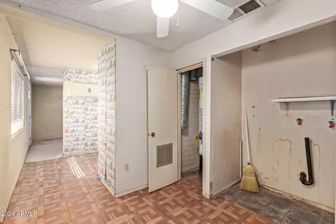 Other - 2534 E Mobile Ln, Phoenix, AZ 85040 photo 9 of 10