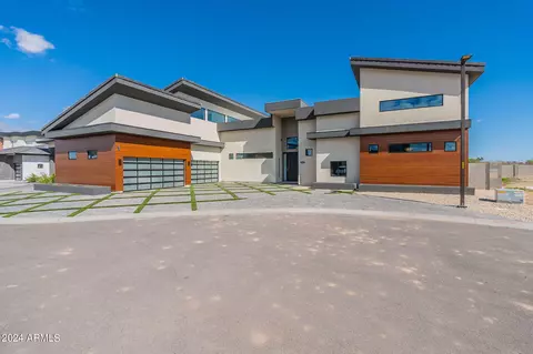 2075 S Beverly Pl, Chandler, AZ 85286