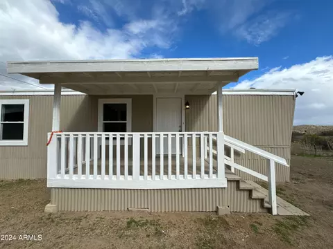 20982 E Skyview Ln, Mayer, AZ 86333