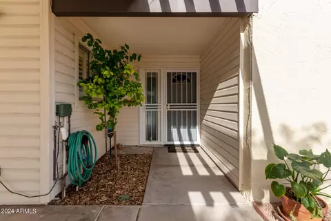 Exterior - 1966 E Del Sur Dr, Tempe, AZ 85283 photo 7 of 14