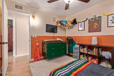 Bedroom - 1966 E Del Sur Dr, Tempe, AZ 85283 photo 12 of 12