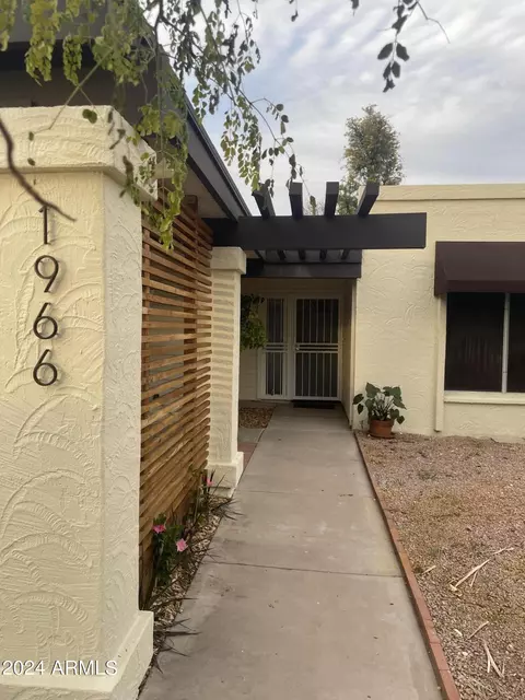 Exterior - 1966 E Del Sur Dr, Tempe, AZ 85283 photo 6 of 14