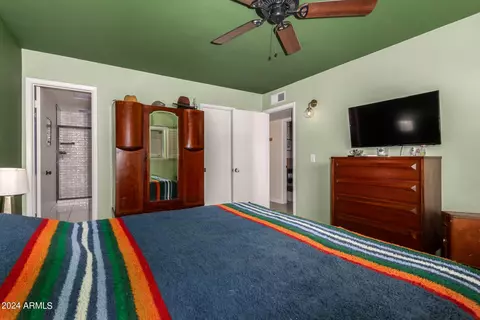 Bedroom - 1966 E Del Sur Dr, Tempe, AZ 85283 photo 7 of 12