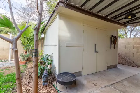 Exterior - 1966 E Del Sur Dr, Tempe, AZ 85283 photo 13 of 14