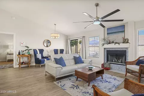 Living - 2718 E Rockledge Rd, Phoenix, AZ 85048 photo 2 of 4