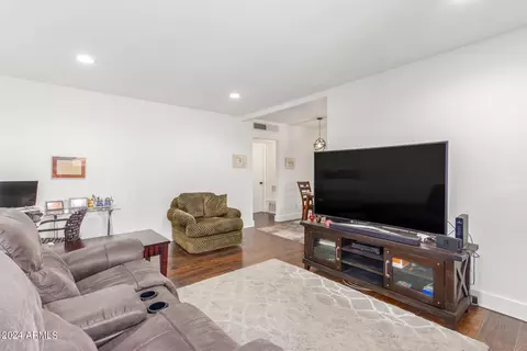 Living - 749 E Montebello Ave #119, Phoenix, AZ 85014 photo 3 of 5