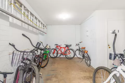 Exterior - 749 E Montebello Ave #119, Phoenix, AZ 85014 photo 5 of 13