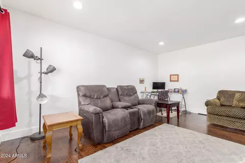 Living - 749 E Montebello Ave #119, Phoenix, AZ 85014 photo 2 of 5