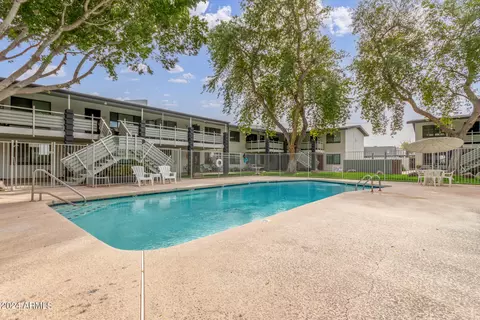 Exterior - 749 E Montebello Ave #119, Phoenix, AZ 85014 photo 11 of 13