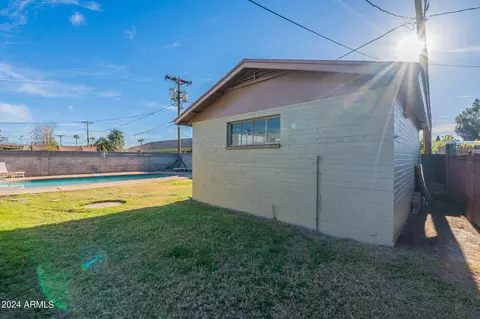 Exterior - 8532 N 26th Ave, Phoenix, AZ 85021 photo 8 of 15