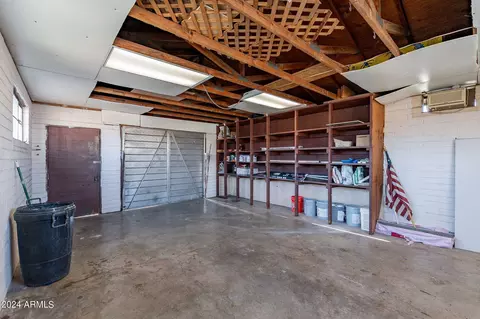 Exterior - 8532 N 26th Ave, Phoenix, AZ 85021 photo 13 of 15