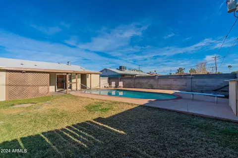 Exterior - 8532 N 26th Ave, Phoenix, AZ 85021 photo 12 of 15