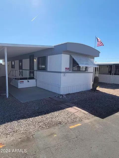 925 N Plaza Dr #35, Apache Junction, AZ 85120