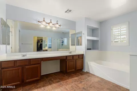 Bath - 4531 E Dublin St, Gilbert, AZ 85295 photo 3 of 7