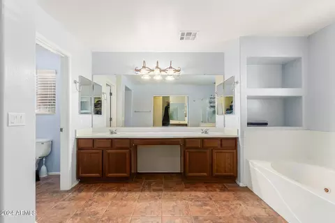 Bath - 4531 E Dublin St, Gilbert, AZ 85295 photo 1 of 7
