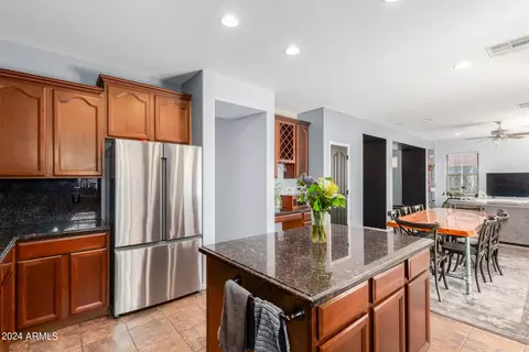 Kitchen - 4531 E Dublin St, Gilbert, AZ 85295 photo 3 of 4