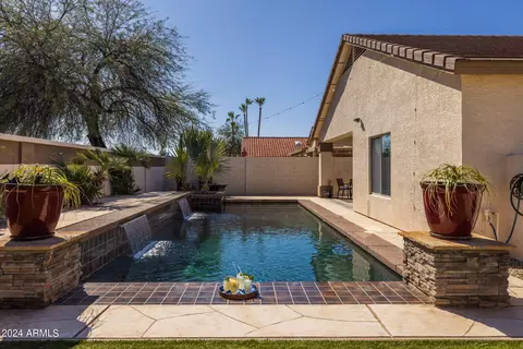 Exterior - 9617 S 47th Pl, Phoenix, AZ 85044 photo 13 of 24