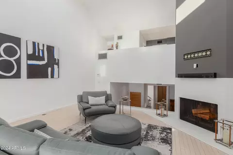 4824 N 74th St, Scottsdale, AZ 85251
