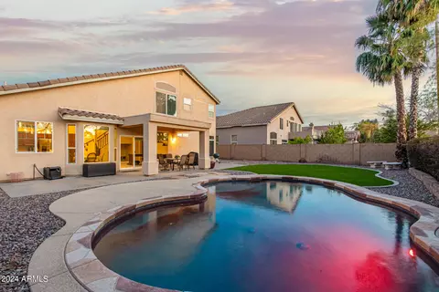 Exterior - 1908 S Saddle St, Gilbert, AZ 85233 photo 17 of 24