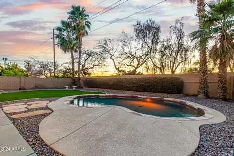 Exterior - 1908 S Saddle St, Gilbert, AZ 85233 photo 18 of 24