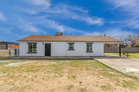 2301 W Solano Dr, Phoenix, AZ 85015
