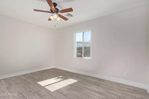 2301 W Solano Dr, Phoenix, AZ 85015 photo 10