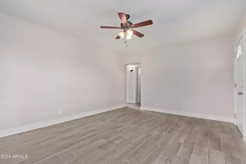 2301 W Solano Dr, Phoenix, AZ 85015 photo 6