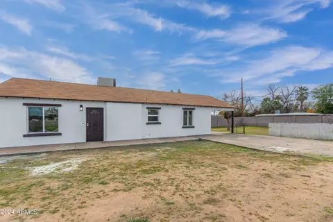 2301 W Solano Dr, Phoenix, AZ 85015 photo 2
