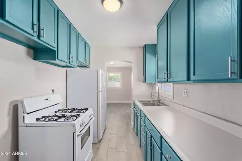 2301 W Solano Dr, Phoenix, AZ 85015 photo 13