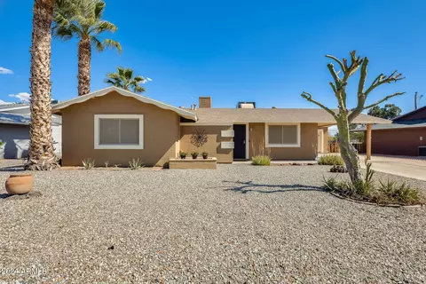 11009 N 105th Ave, Sun City, AZ 85351