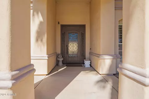 Entry Way - 3818 E Ivy Cir, Mesa, AZ 85205 photo 2 of 3