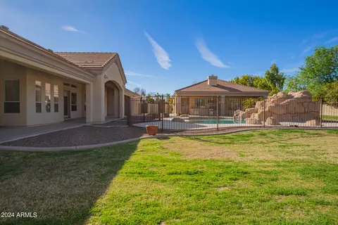 Exterior - 3818 E Ivy Cir, Mesa, AZ 85205 photo 17 of 29