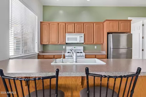 Kitchen - 3818 E Ivy Cir, Mesa, AZ 85205 photo 7 of 7