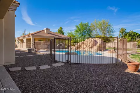 Exterior - 3818 E Ivy Cir, Mesa, AZ 85205 photo 16 of 29