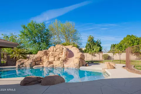 Exterior - 3818 E Ivy Cir, Mesa, AZ 85205 photo 10 of 29