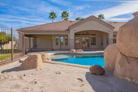 Exterior - 3818 E Ivy Cir, Mesa, AZ 85205 photo 11 of 29